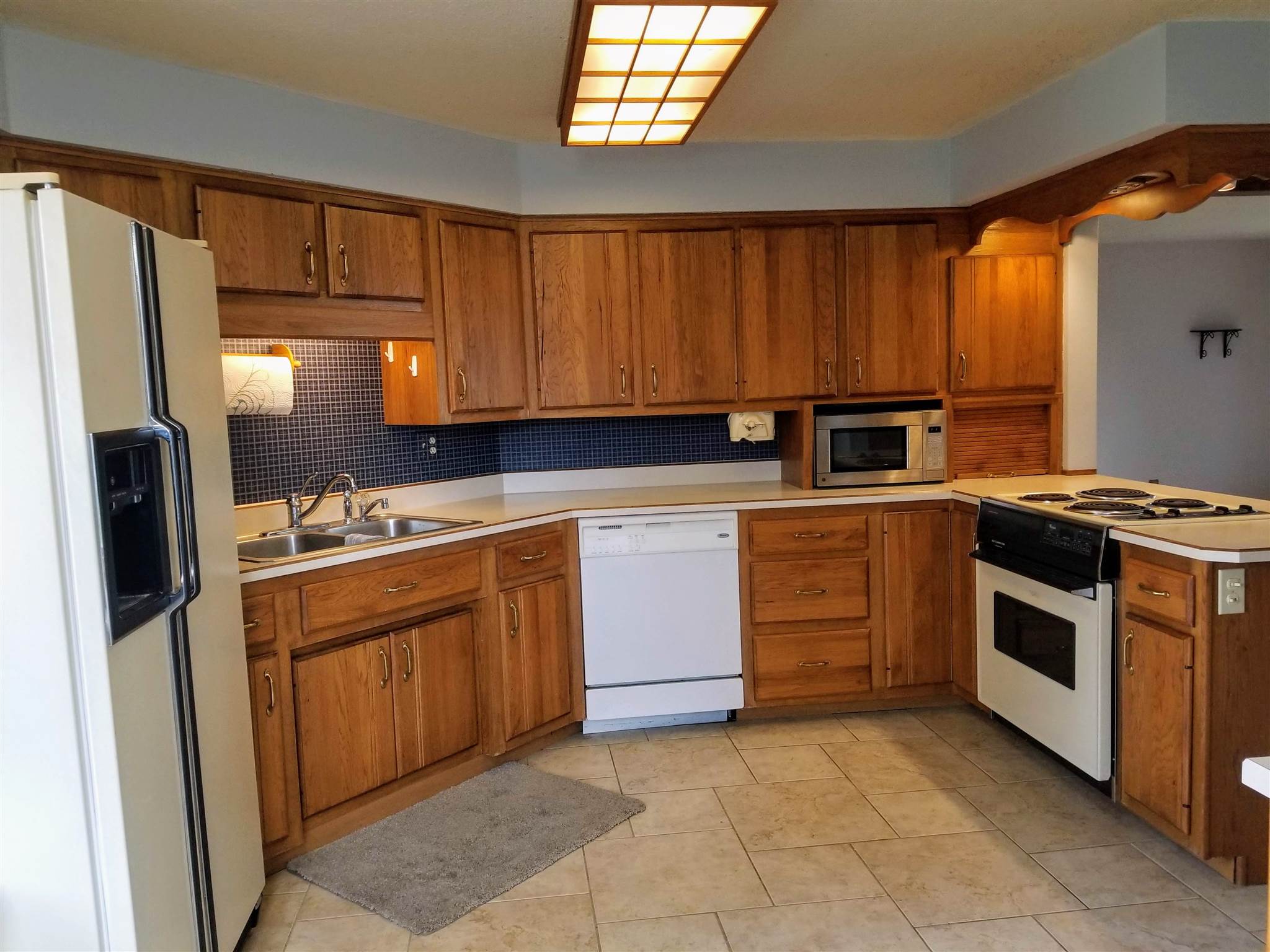 20216 Notestine Road Woodburn, IN 46797 - Photo 8 of 31