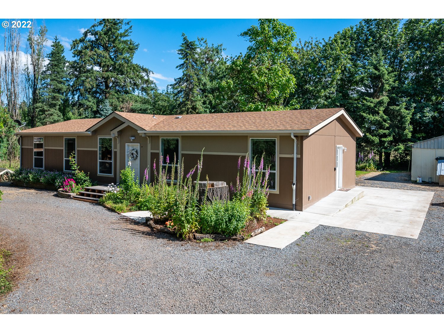 13340 Northeast Denbrook Road Aurora, OR 97002 - Photo 1 of 32 Gallery Image 1