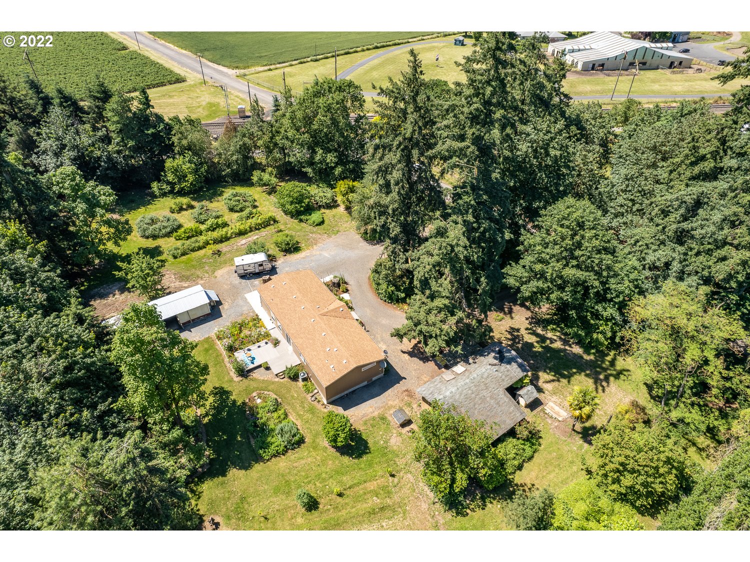 13340 Northeast Denbrook Road Aurora, OR 97002 - Photo 29 of 32 Gallery Image 29