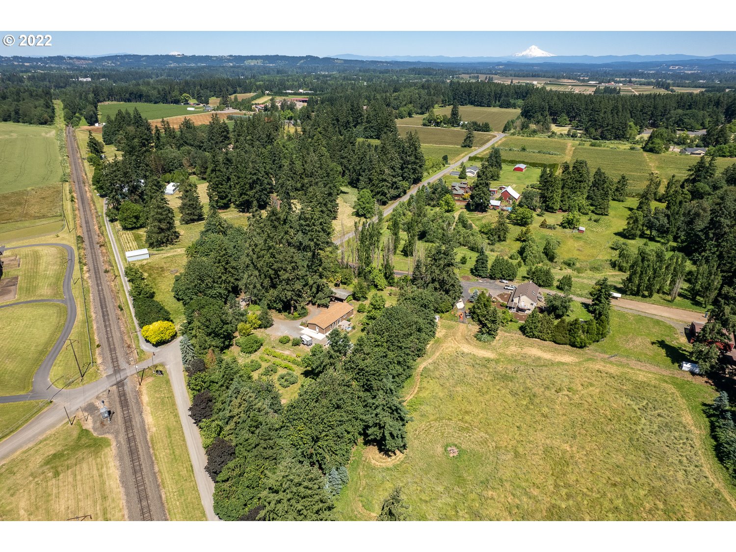 13340 Northeast Denbrook Road Aurora, OR 97002 - Photo 31 of 32 Gallery Image 31