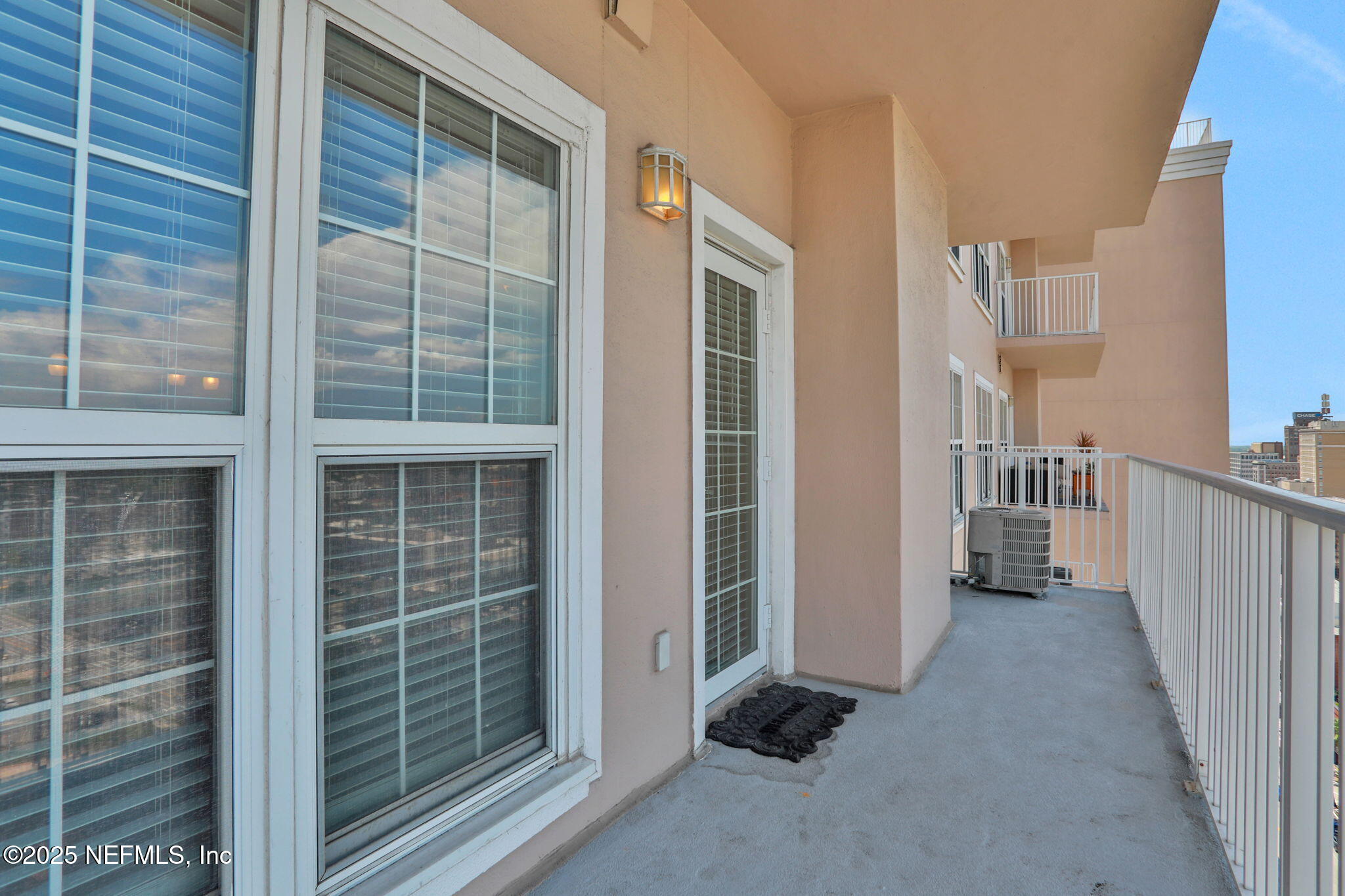 400 East Bay Street, Unit 1705 Jacksonville, FL 32202 - Photo 36 of 68 a view of front door and porch