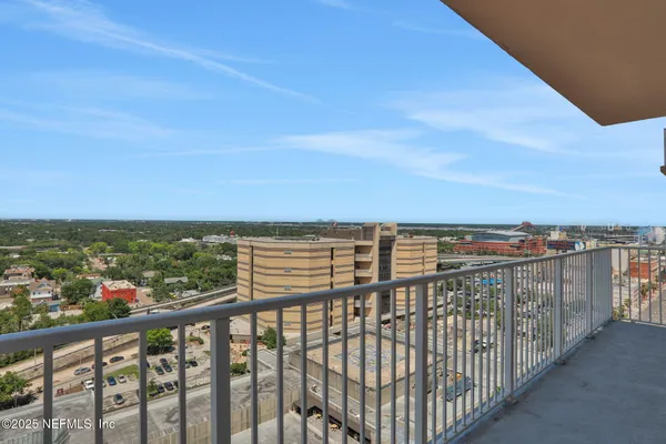 $319,000 | 400 East Bay Street, Unit 1705, Jacksonville, FL 32202