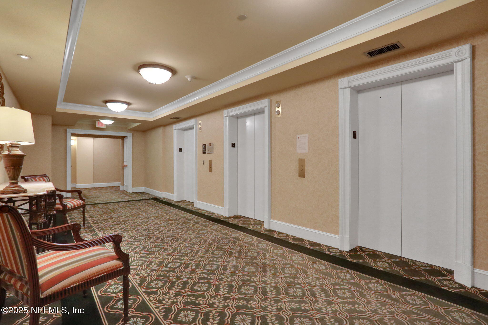 400 East Bay Street, Unit 1705 Jacksonville, FL 32202 - Photo 61 of 68 39-web-or-mls-7O0A7488