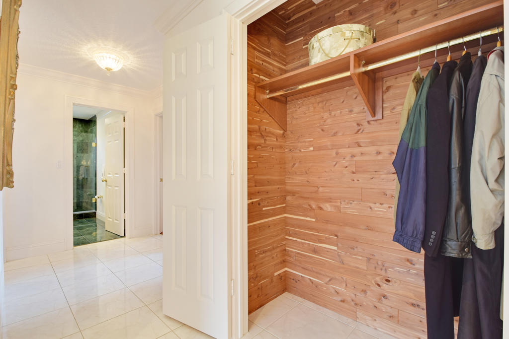 6306 Woodbury Road Boca Raton, FL 33433 - Photo 19 of 46 6306 cedar closet