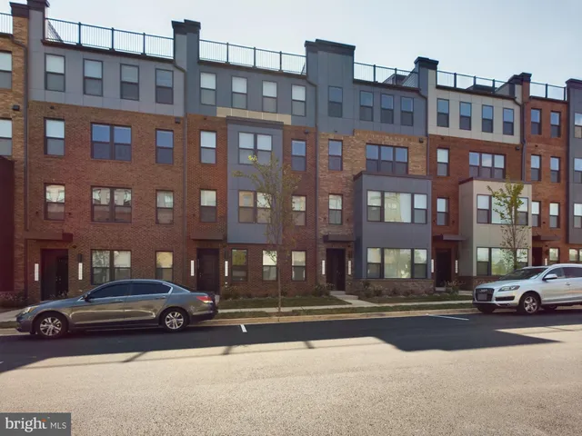 $2,995 | 43801 Middleway Terrace, Ashburn, VA 20147