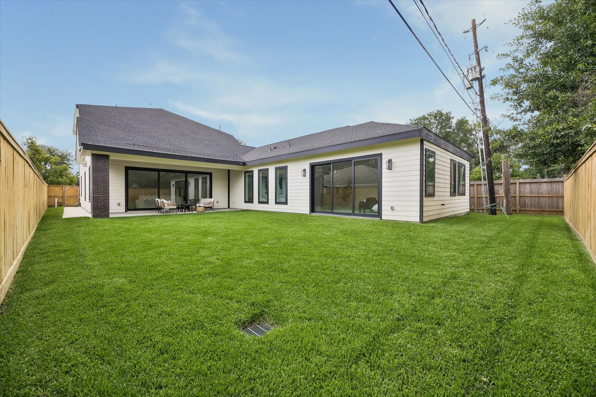 1302 Springrock Lane Houston, TX 77055 - Photo 22 of 23 Gallery Image 22