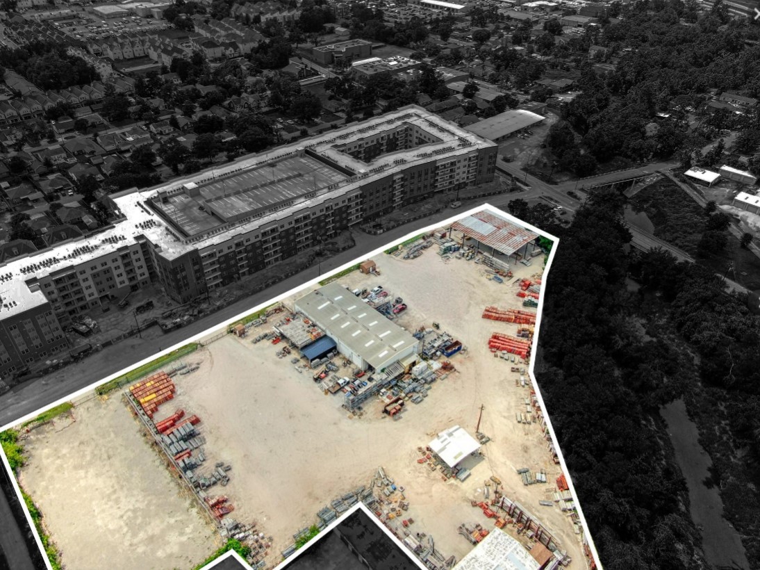 1626 Enid Street Houston, TX 77009 - Photo 7 of 7 an aerial view of a backyard