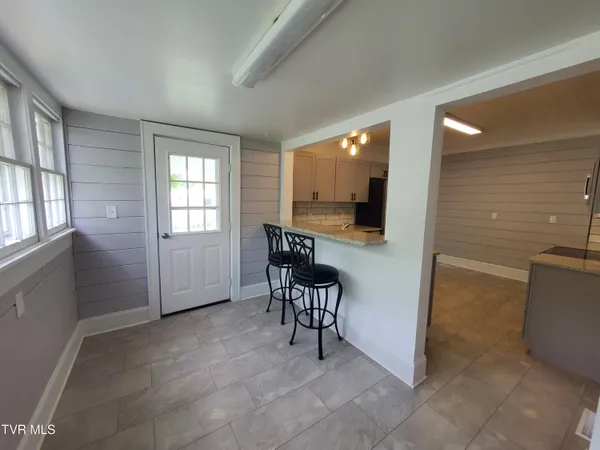 $349,000 | 1234 Bristol Highway, Elizabethton, TN 37643