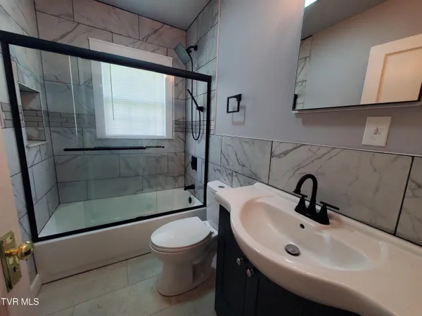 $349,000 | 1234 Bristol Highway, Elizabethton, TN 37643