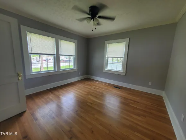 $349,000 | 1234 Bristol Highway, Elizabethton, TN 37643