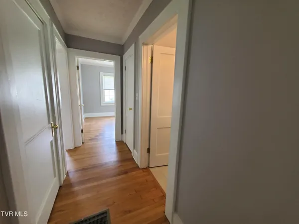 $349,000 | 1234 Bristol Highway, Elizabethton, TN 37643