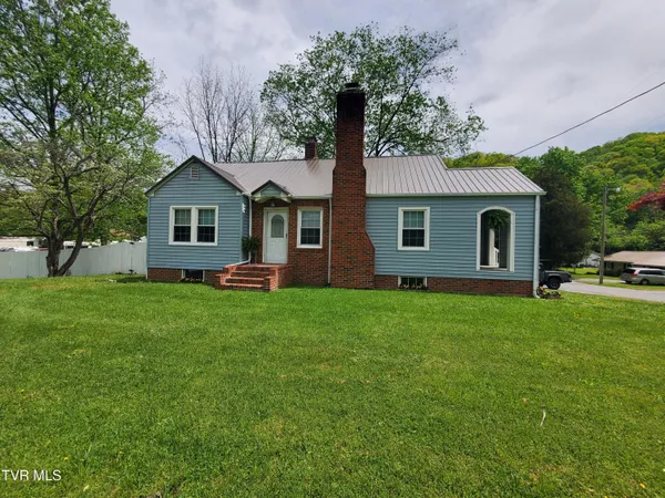 $349,000 | 1234 Bristol Highway, Elizabethton, TN 37643