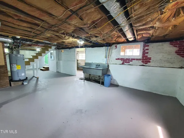 $349,000 | 1234 Bristol Highway, Elizabethton, TN 37643