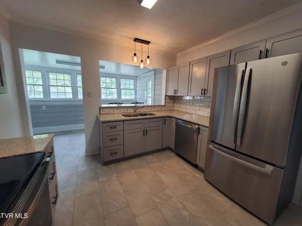 $349,000 | 1234 Bristol Highway, Elizabethton, TN 37643