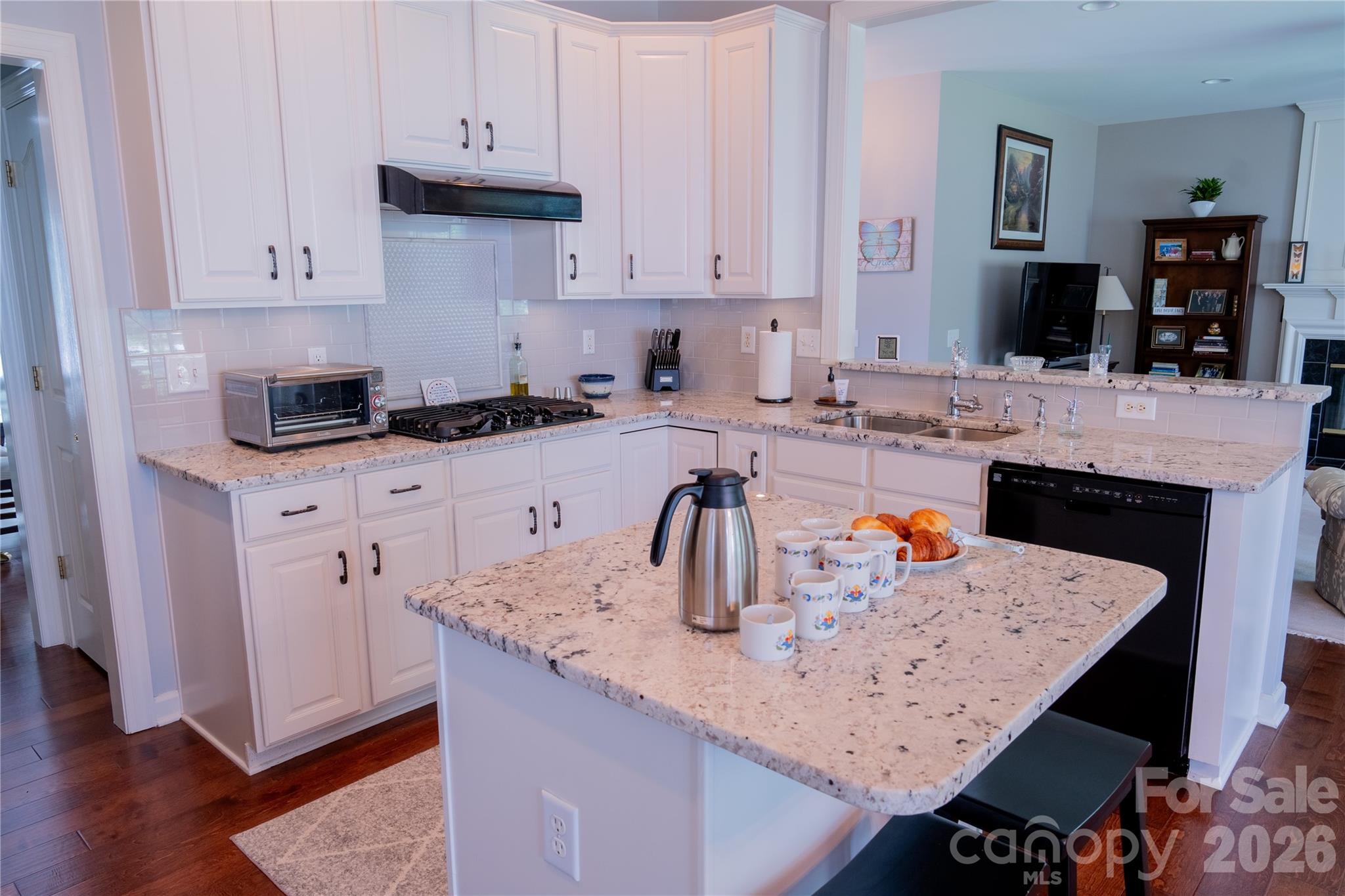 405 Matthews Estates Road Matthews, NC 28105 - Photo 16 of 48