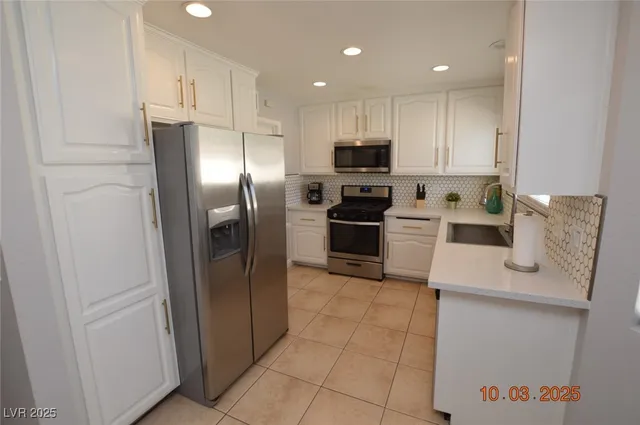 $2,150 | 4406 Newhaven Drive, Las Vegas, NV 89147