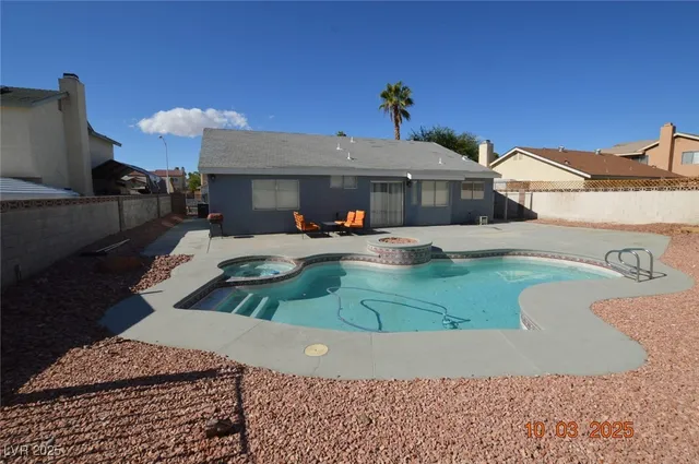 $2,150 | 4406 Newhaven Drive, Las Vegas, NV 89147
