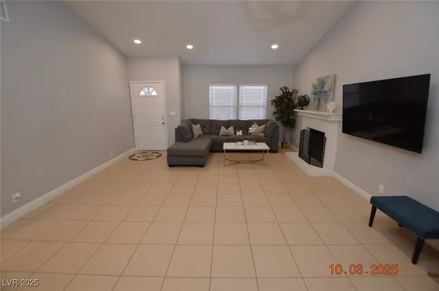 $2,150 | 4406 Newhaven Drive, Las Vegas, NV 89147