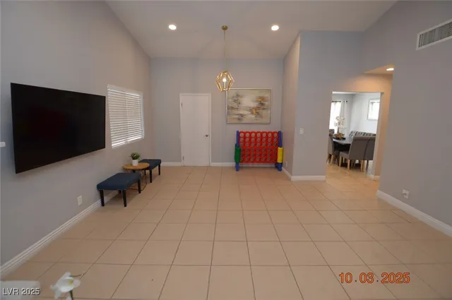 $2,150 | 4406 Newhaven Drive, Las Vegas, NV 89147