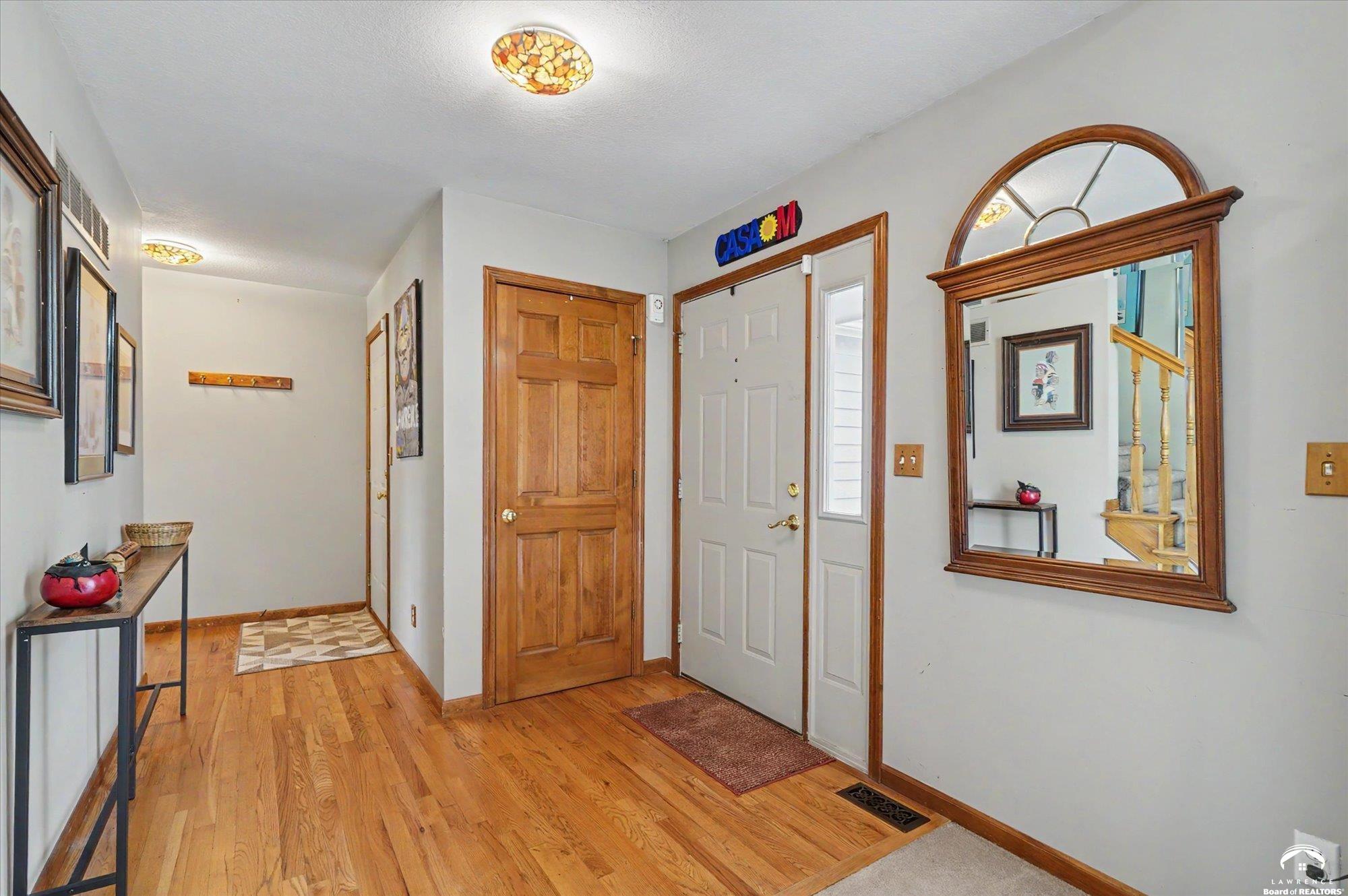 2408 Oxford Road Lawrence, KS 66049 - Photo 6 of 43