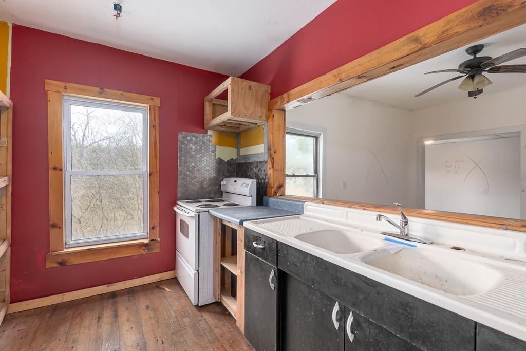 190 West Orange Road Orange, MA 01364 - Photo 6 of 34