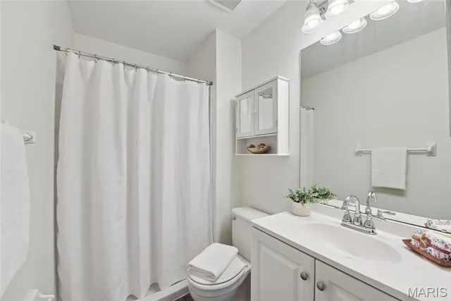 $164,900 | 16535 Victoria Crossing Drive, Unit H, Wildwood, MO 63040