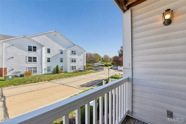 $164,900 | 16535 Victoria Crossing Drive, Unit H, Wildwood, MO 63040