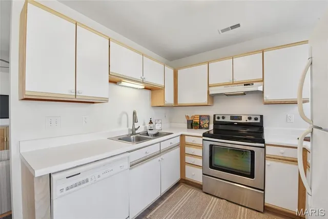 $164,900 | 16535 Victoria Crossing Drive, Unit H, Wildwood, MO 63040