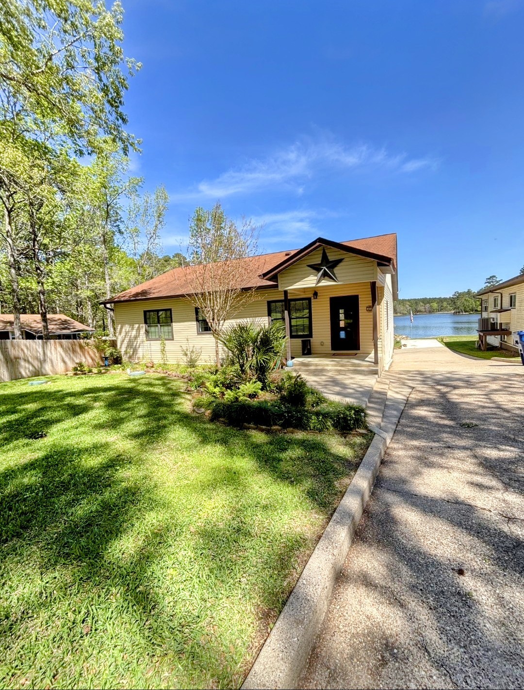 318 Ridgewood Road Goodrich, TX 77335 - Photo 2 of 49 Front of house from street