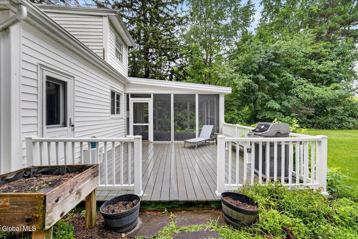 61 Upper Loudon Road Colonie, NY 12211 - Photo 32 of 36 38-61 UPPER LOUDON RD-39
