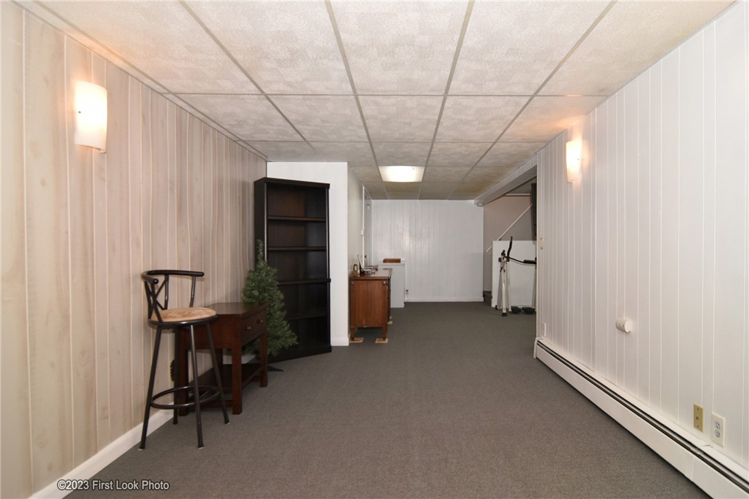 92 Coventry Drive Coventry, RI 02816 - Photo 24 of 33