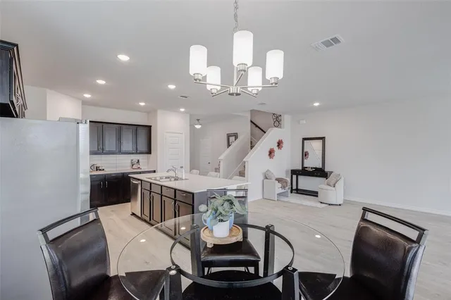 $2,390 | 404 Wrangler Lane, Denton, TX 76209