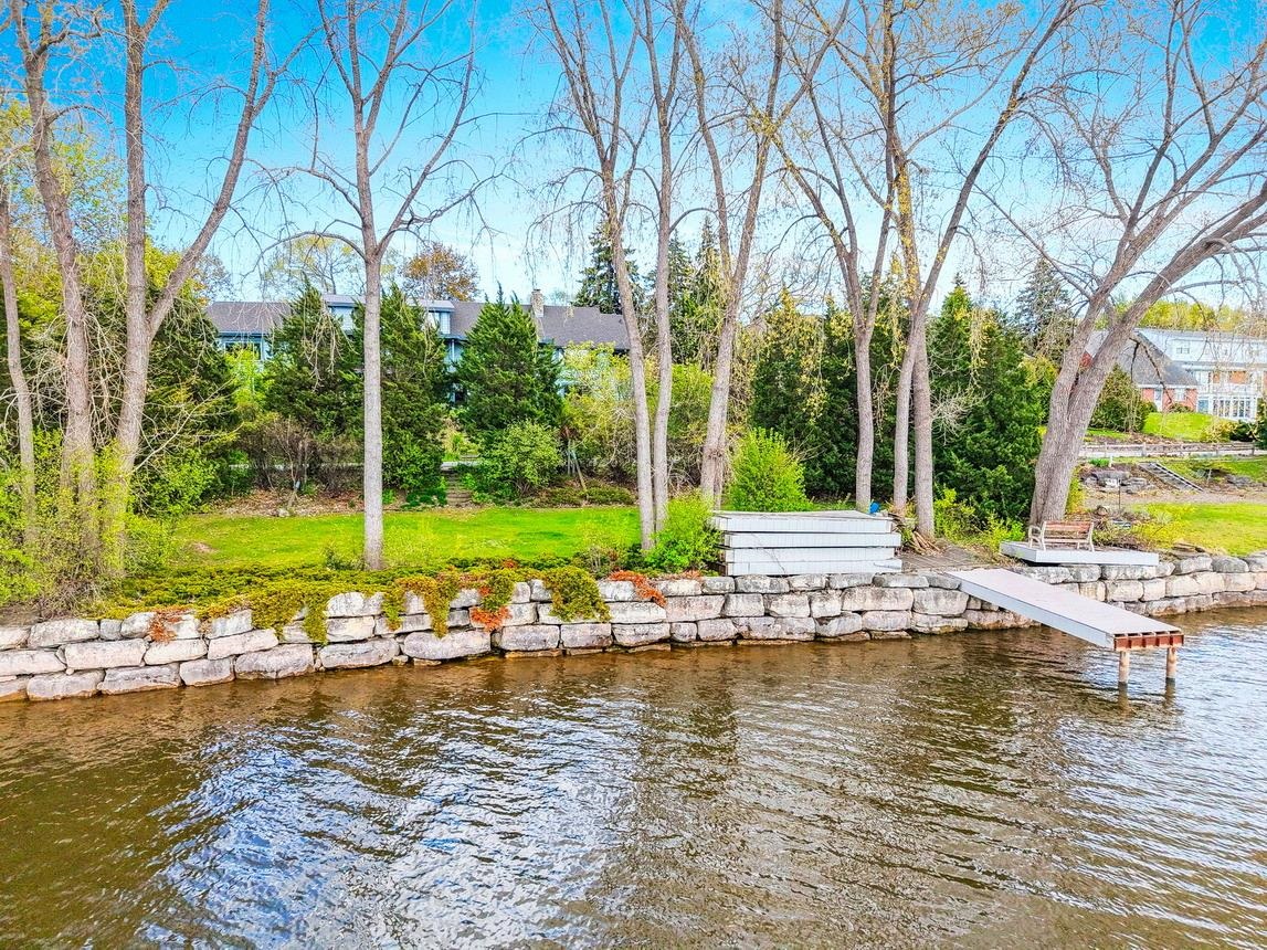 2512 Riverside Drive Green Bay, WI 54301 - Photo 13 of 79