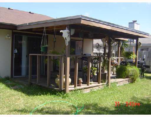 2821 Ransom Island Drive Corpus Christi, TX 78418 - Photo 2 of 6