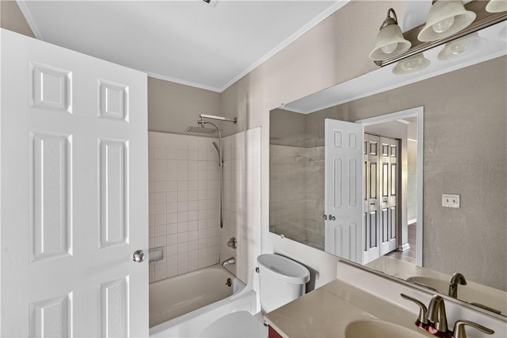 2657 Lenox Road Northeast, Unit H110 Atlanta, GA 30324 - Photo 12 of 22