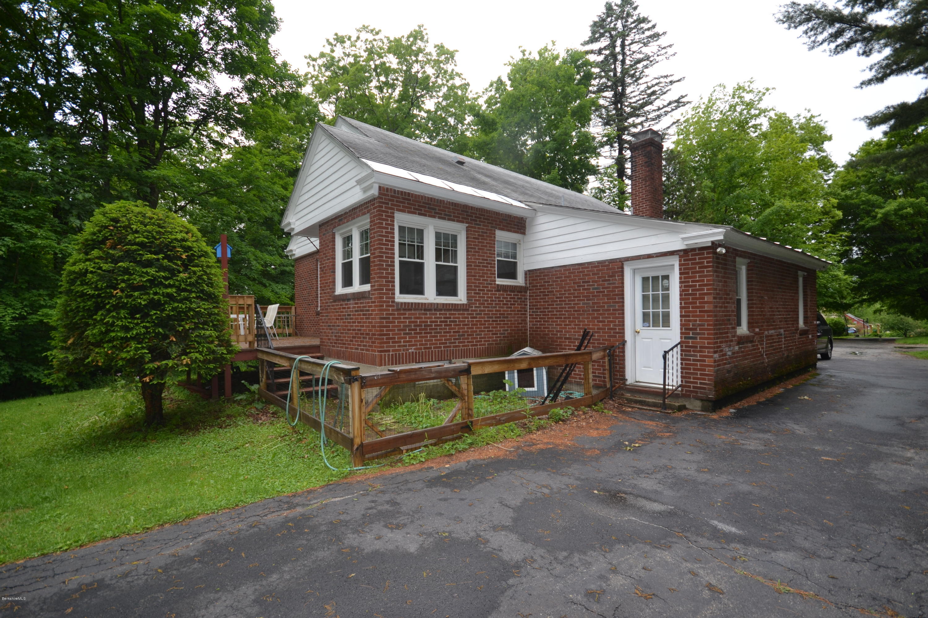 112 East Acres Road Pittsfield, MA 01201 - Photo 18 of 26 Exterior Side
