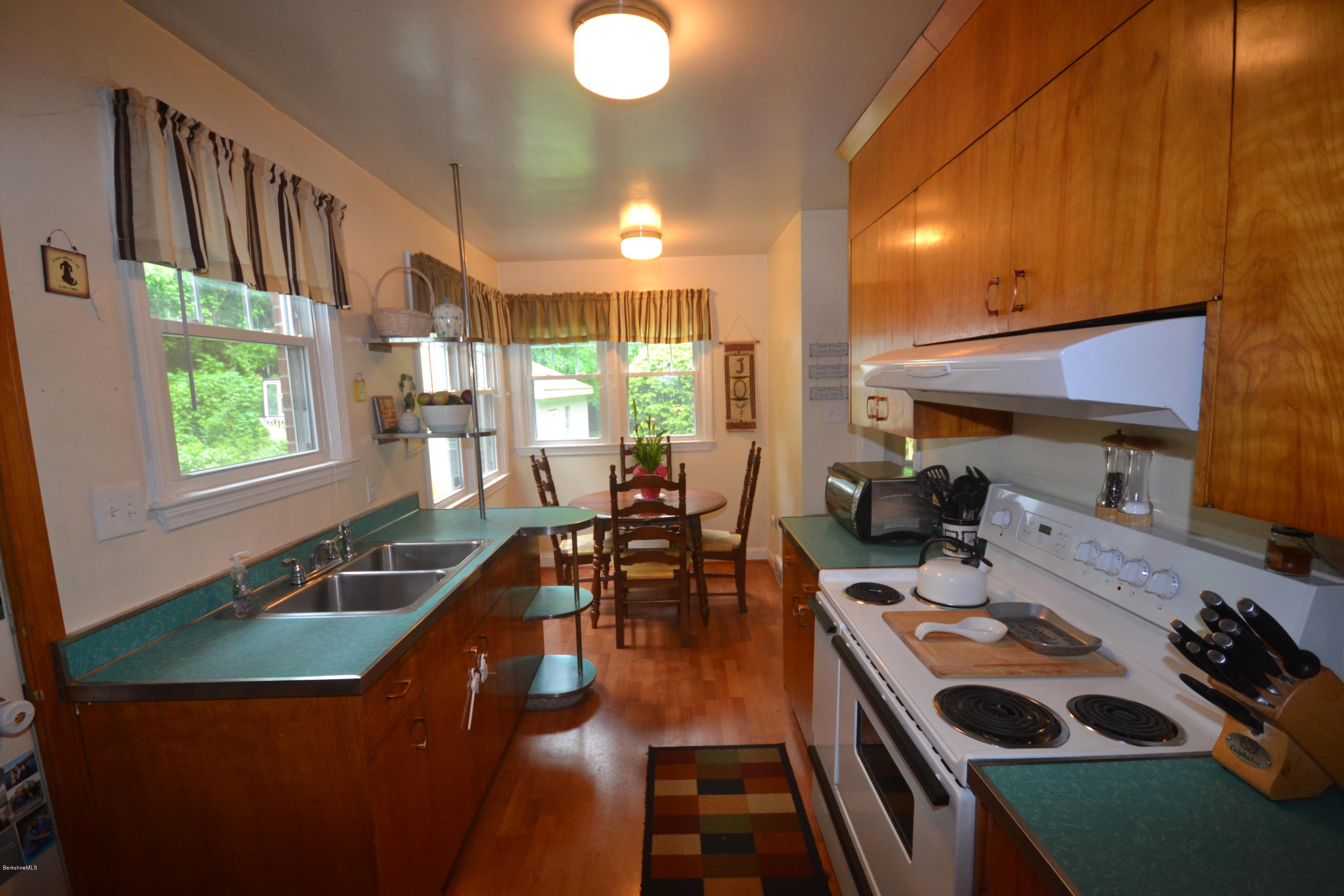 112 East Acres Road Pittsfield, MA 01201 - Photo 5 of 26 Kitchen