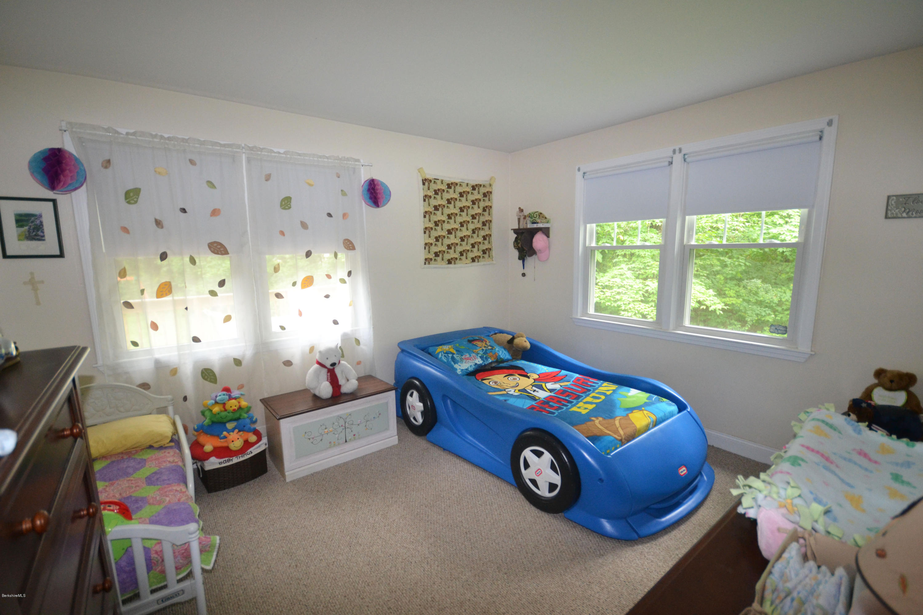 112 East Acres Road Pittsfield, MA 01201 - Photo 9 of 26 Bedroom 2