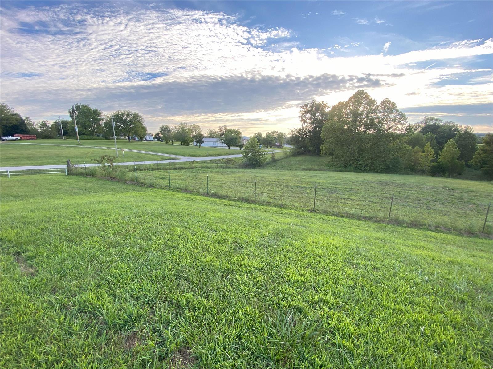 10727 Highway 32 Plato, MO 65552 - Photo 13 of 24