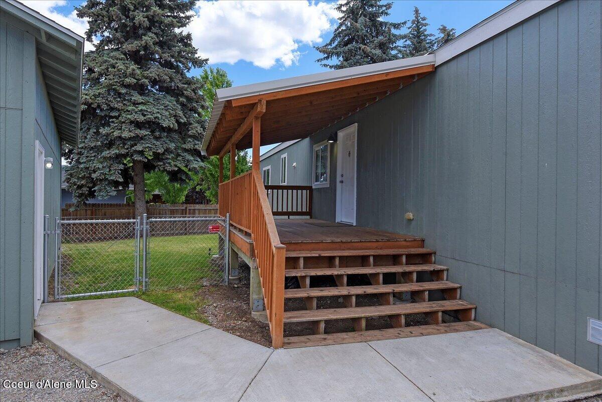 8747 North Starr Loop Hayden, ID 83835 - Photo 4 of 33 03-31-129198349