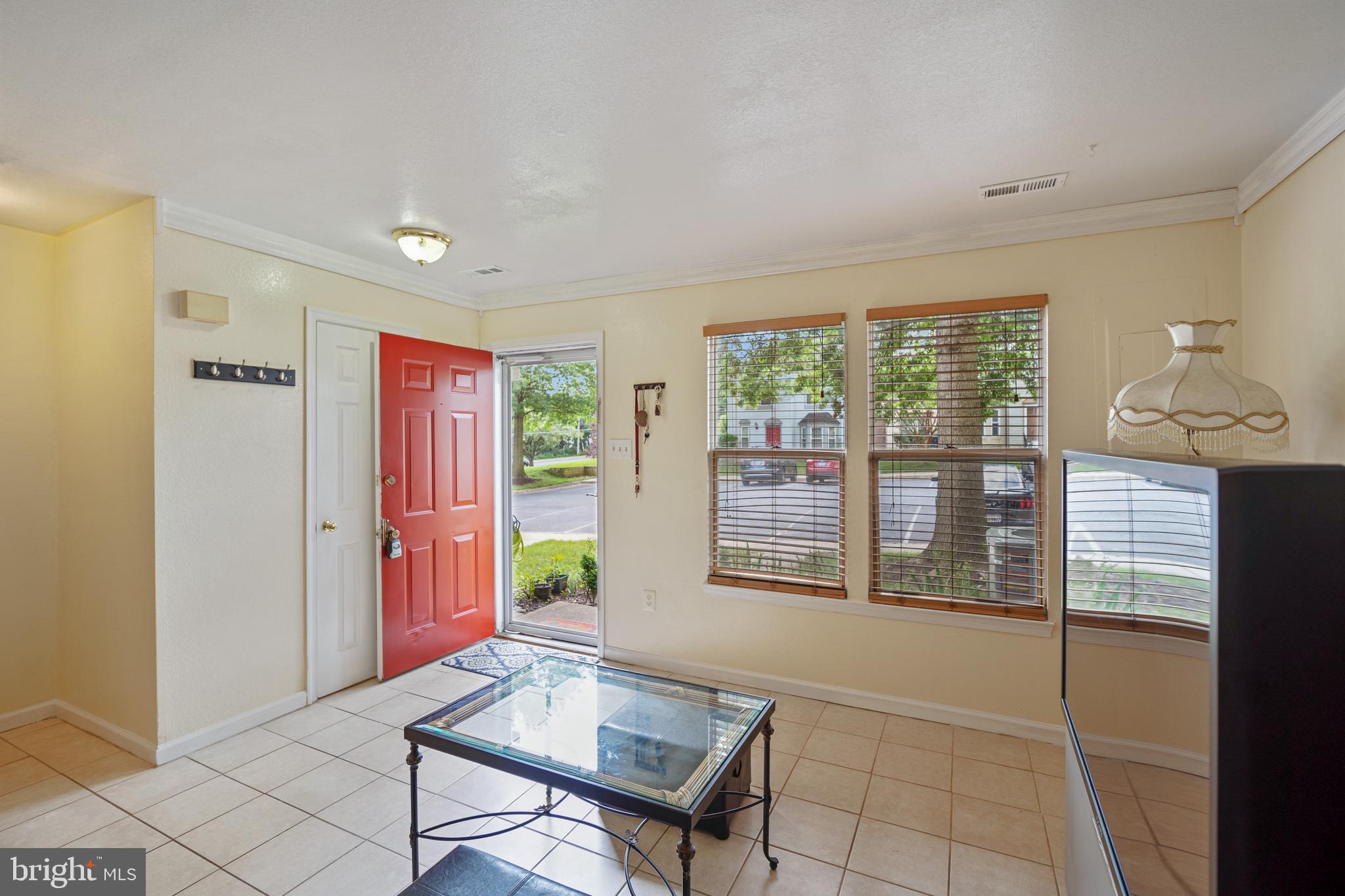 1736 Wilcox Lane Silver Spring, MD 20906 - Photo 3 of 30