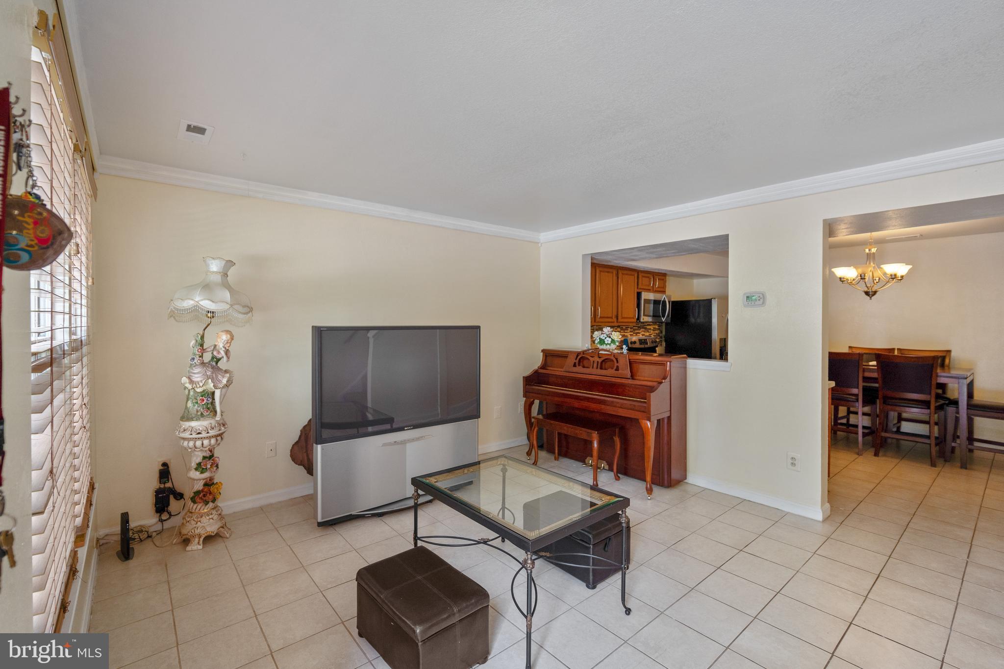 1736 Wilcox Lane Silver Spring, MD 20906 - Photo 8 of 30