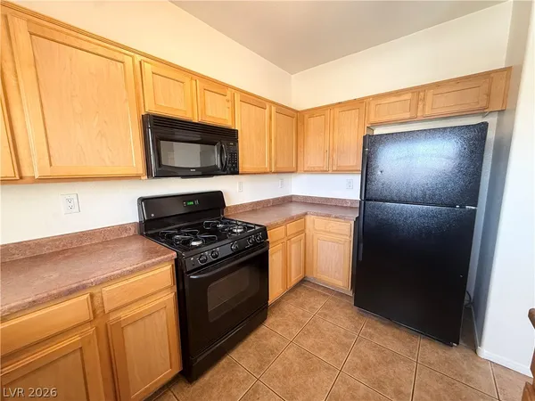 $1,490 | 3915 Legend Hills Street, Unit 203, Las Vegas, NV 89129