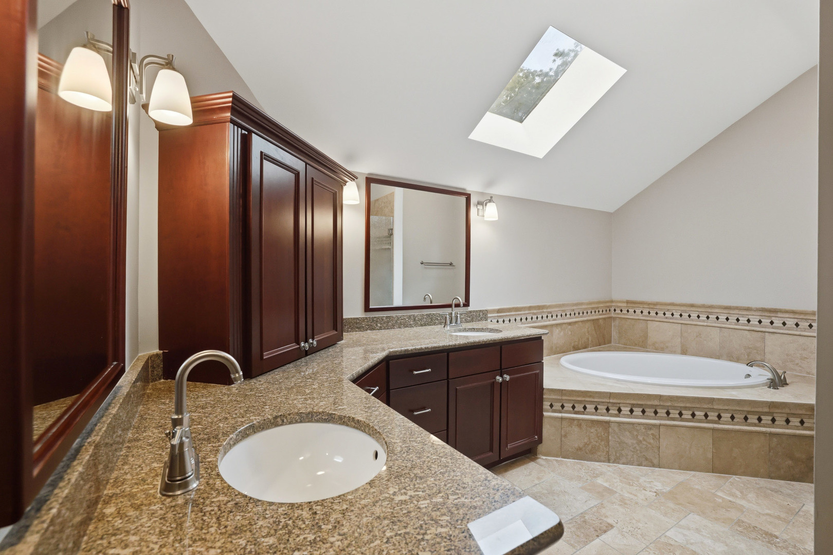 2528 Sun Valley Road Lisle, IL 60532 - Photo 30 of 65