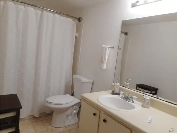 $1,900 | 2986 South University Drive, Unit 8205, Davie, FL 33328