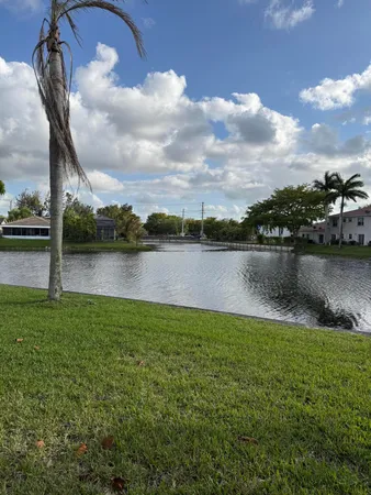 $2,100 | 6808 Northwest 70th Street, Tamarac, FL 33321