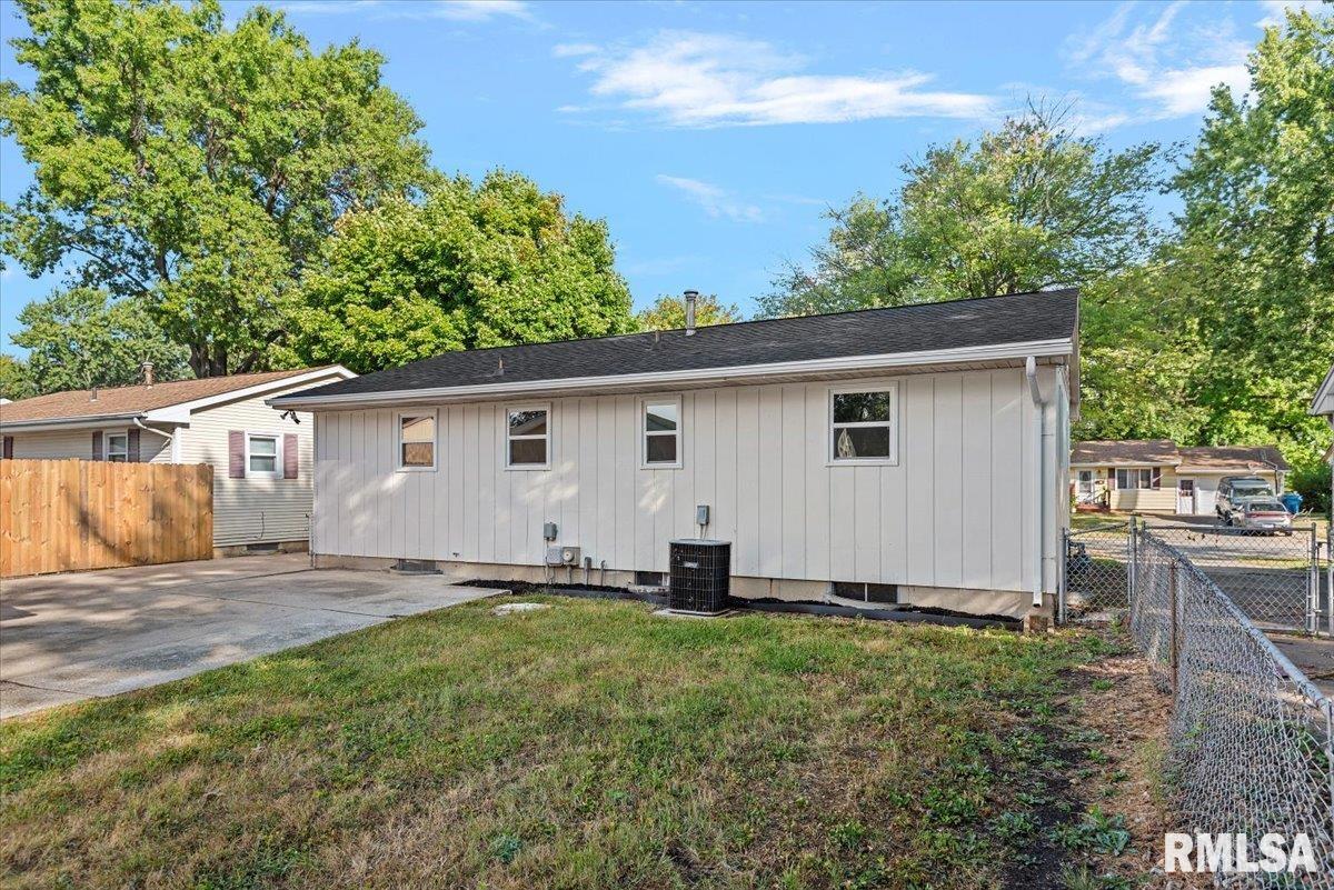 2608 Sandgate Road Springfield, IL 62702 - Photo 34 of 35