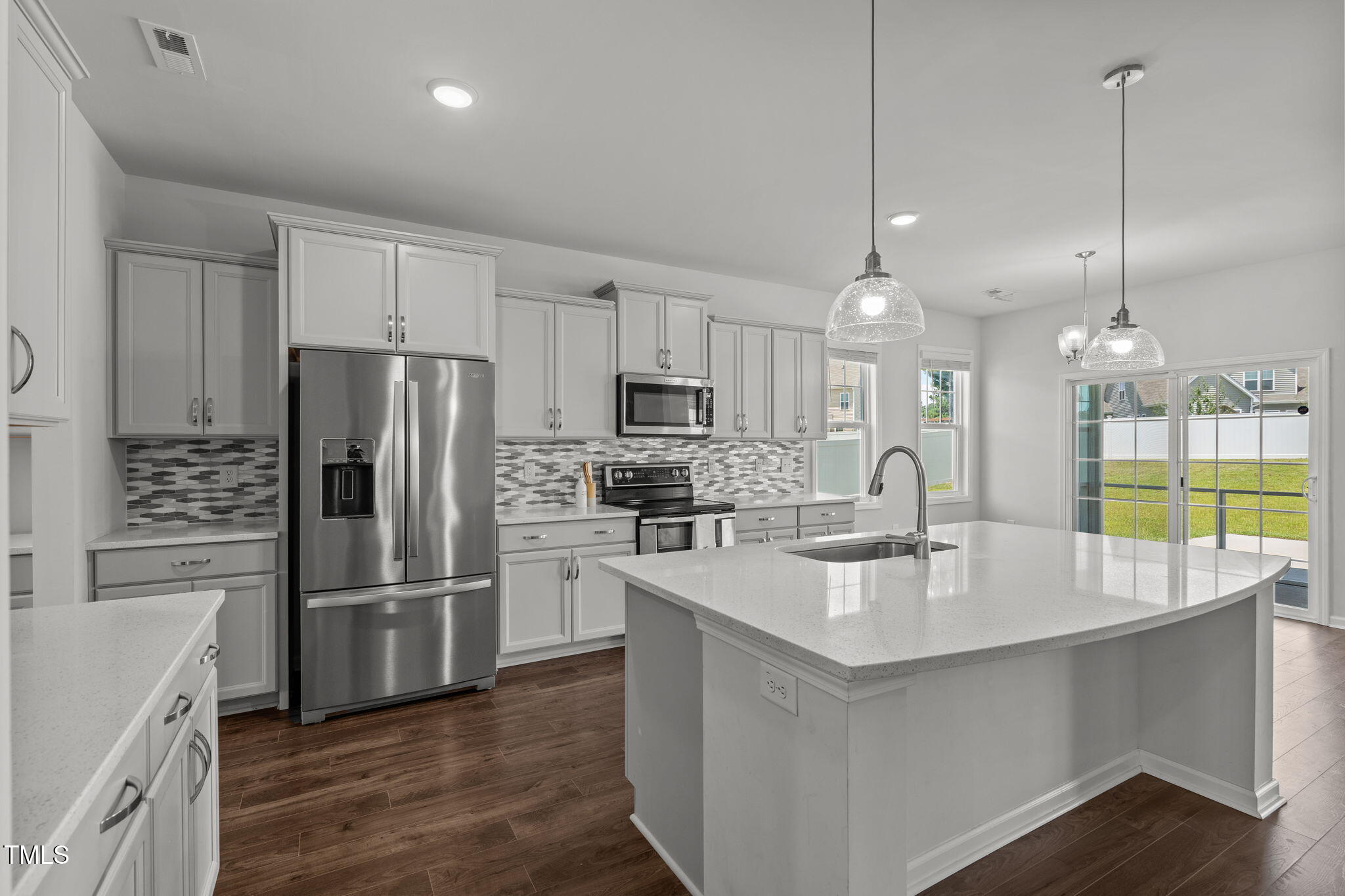 131 Sandy Springs Road Aberdeen, NC 28315 - Photo 15 of 61 Kitchen (c)_Breakfast Nook