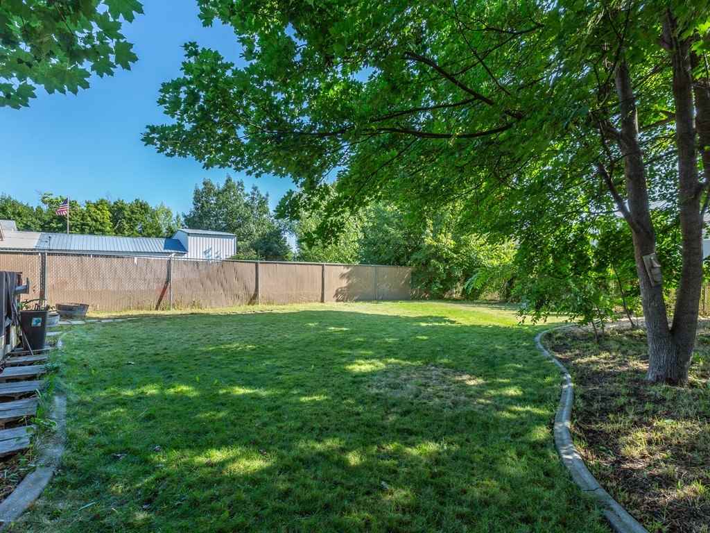 918 North University Road Spokane Valley, WA 99206 - Photo 16 of 17