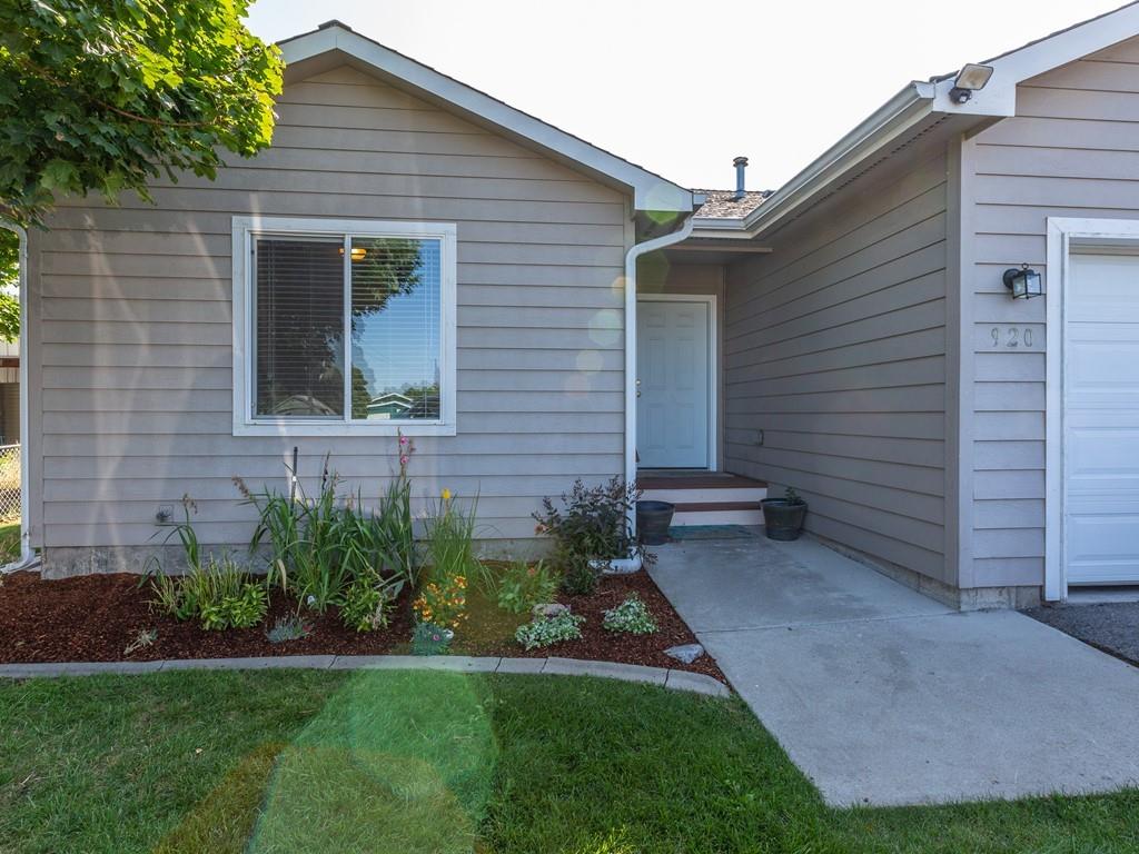918 North University Road Spokane Valley, WA 99206 - Photo 5 of 17